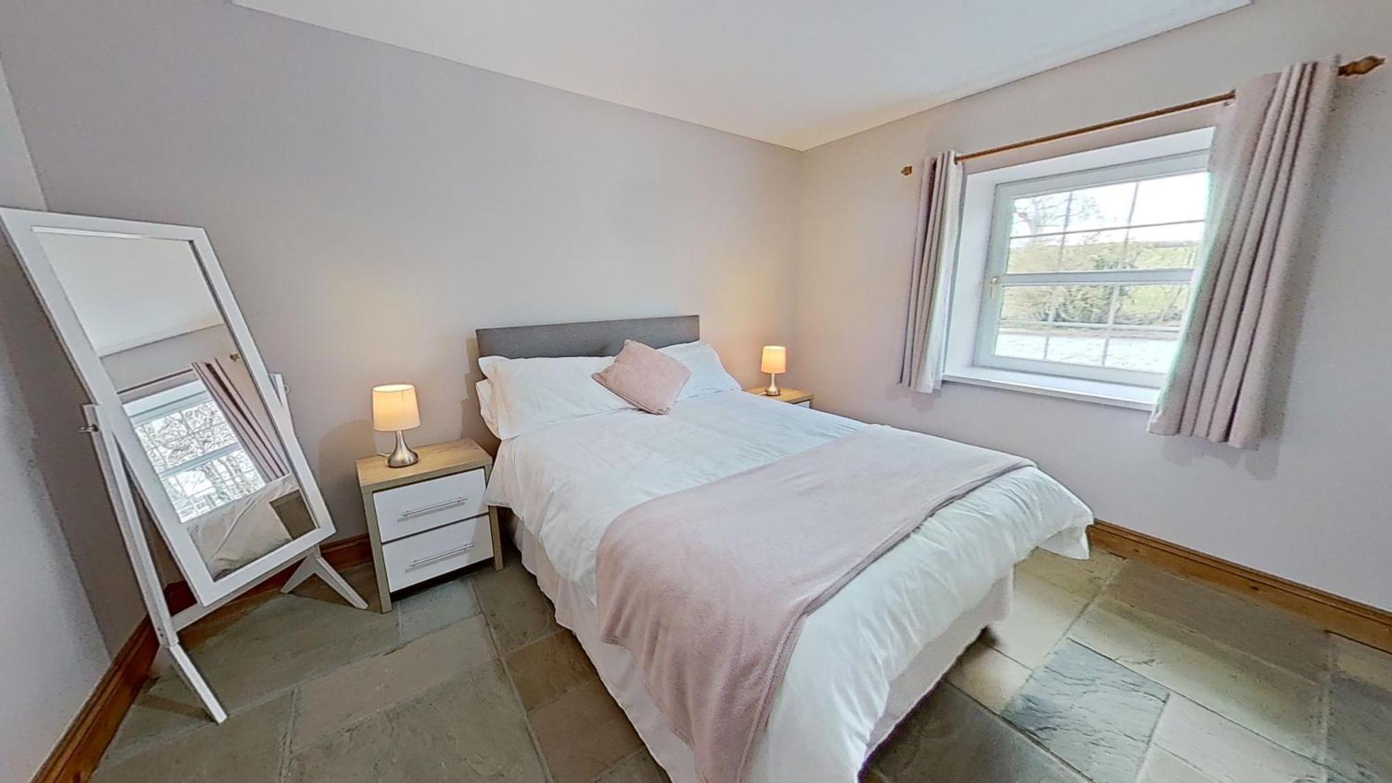 The Barn. Apartment Carmarthen Exterior photo